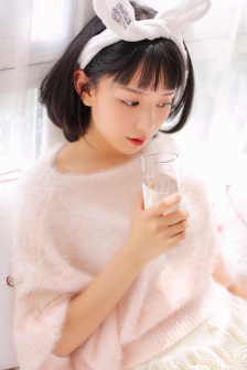 可怜的校花性奴陈若雪